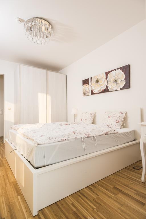 Sky View Apartment Vídeň Exteriér fotografie